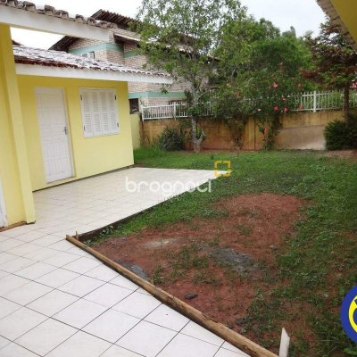 Casa com 151m², 3 quartos (sendo 3 suítes), 1 garagem, no bairro Jurerê Internacional em Florianópolis