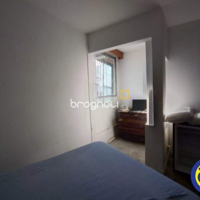 Casa com 330m², 5 quartos, 2 garagens, no bairro Balneário em Florianópolis