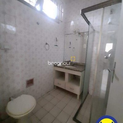 Casa com 185m², 4 quartos, 2 garagens, no bairro Agronômica em Florianópolis