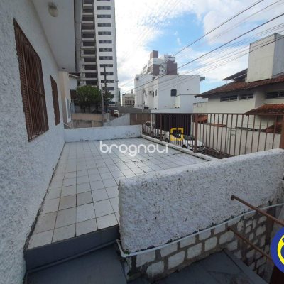 Casa com 185m², 4 quartos, 2 garagens, no bairro Agronômica em Florianópolis