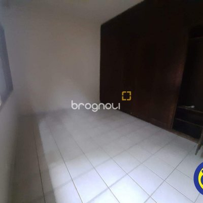 Casa com 185m², 4 quartos, 2 garagens, no bairro Agronômica em Florianópolis