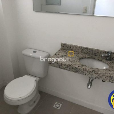 Sala com 35m², 1 garagem, no bairro Itacorubi em Florianópolis