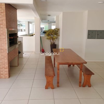 Apartamento com 95m², 3 quartos (sendo 1 suíte), 2 garagens, no bairro Ingleses em Florianópolis
