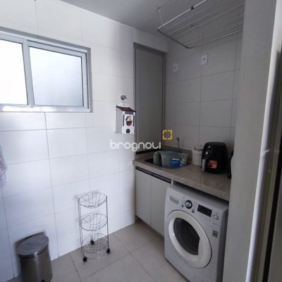 Apartamento com 95m², 3 quartos (sendo 1 suíte), 2 garagens, no bairro Ingleses em Florianópolis