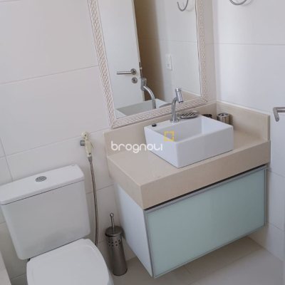 Apartamento com 95m², 3 quartos (sendo 1 suíte), 2 garagens, no bairro Ingleses em Florianópolis