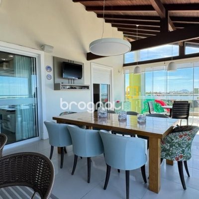 Cobertura com 406m², 4 quartos (sendo 4 suítes), 5 garagens, no bairro Santinho em Florianópolis