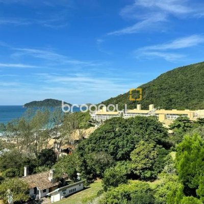 Cobertura com 406m², 4 quartos (sendo 4 suítes), 5 garagens, no bairro Santinho em Florianópolis