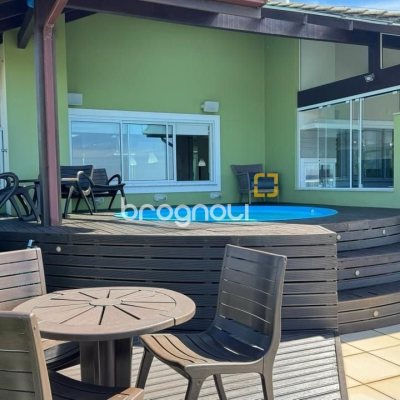 Cobertura com 406m², 4 quartos (sendo 4 suítes), 5 garagens, no bairro Santinho em Florianópolis
