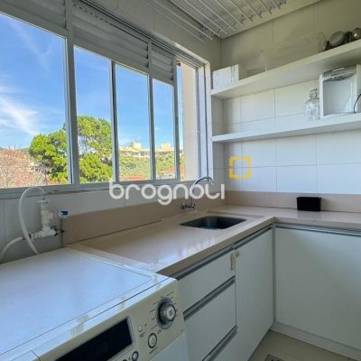 Cobertura com 406m², 4 quartos (sendo 4 suítes), 5 garagens, no bairro Santinho em Florianópolis