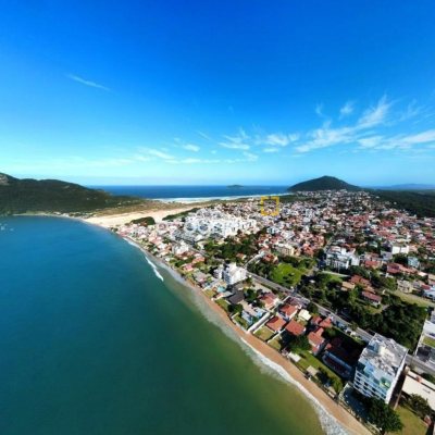Apartamento com 180m², 3 quartos (sendo 3 suítes), 3 garagens, no bairro Ingleses em Florianópolis