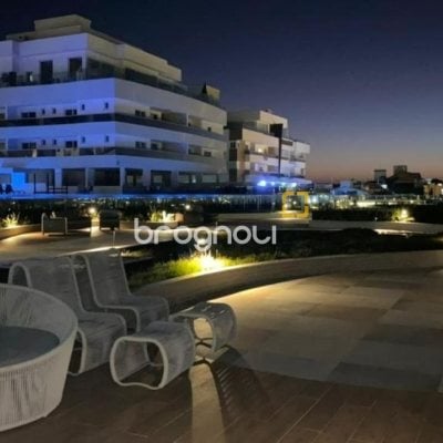 Apartamento com 180m², 3 quartos (sendo 3 suítes), 3 garagens, no bairro Ingleses em Florianópolis
