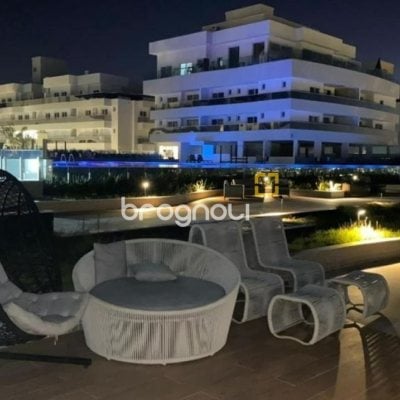 Apartamento com 180m², 3 quartos (sendo 3 suítes), 3 garagens, no bairro Ingleses em Florianópolis