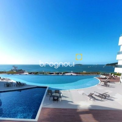 Apartamento com 180m², 3 quartos (sendo 3 suítes), 3 garagens, no bairro Ingleses em Florianópolis