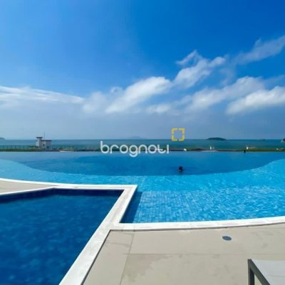 Apartamento com 180m², 3 quartos (sendo 3 suítes), 3 garagens, no bairro Ingleses em Florianópolis