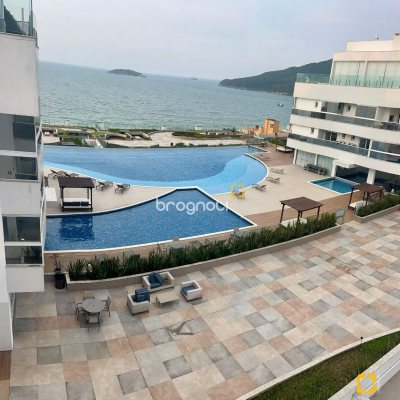 Apartamento com 180m², 3 quartos (sendo 3 suítes), 3 garagens, no bairro Ingleses em Florianópolis