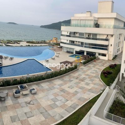 Apartamento com 180m², 3 quartos (sendo 3 suítes), 3 garagens, no bairro Ingleses em Florianópolis