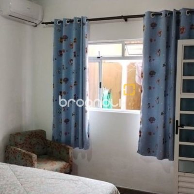 Casa com 100m², 3 quartos (sendo 1 suíte), 3 garagens, no bairro Forquilhas em São José