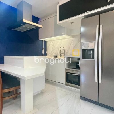Cobertura com 63m², 2 quartos (sendo 1 suíte), 2 garagens, no bairro Jurerê Internacional em Florianópolis