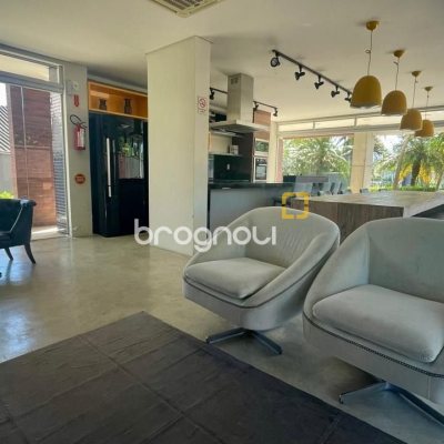 Cobertura com 63m², 2 quartos (sendo 1 suíte), 2 garagens, no bairro Jurerê Internacional em Florianópolis