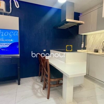 Cobertura com 63m², 2 quartos (sendo 1 suíte), 2 garagens, no bairro Jurerê Internacional em Florianópolis