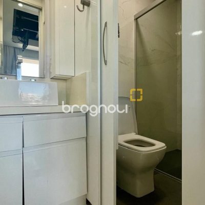 Cobertura com 63m², 2 quartos (sendo 1 suíte), 2 garagens, no bairro Jurerê Internacional em Florianópolis