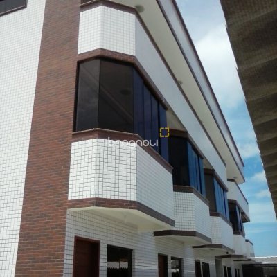 Apartamento com 71m², 2 quartos, 1 garagem, no bairro Ingleses em Florianópolis