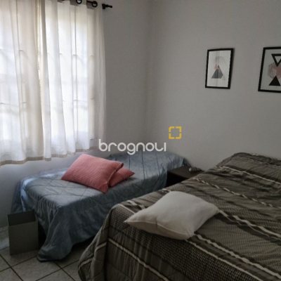 Pousada / Hotel com 360m², 7 quartos, no bairro Trindade em Florianópolis