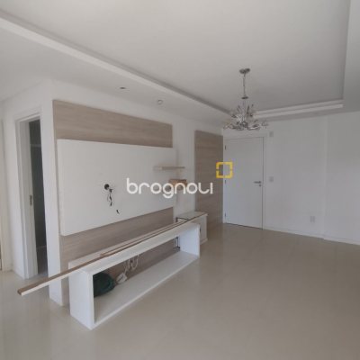 Apartamento com 68m², 2 quartos (sendo 1 suíte), 1 garagem, no bairro Kobrasol em São José