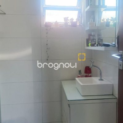 Casa com 530m², 5 quartos, 8 garagens, no bairro Lagoa da Conceição em Florianópolis