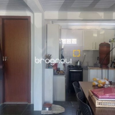 Casa com 530m², 5 quartos, 8 garagens, no bairro Lagoa da Conceição em Florianópolis