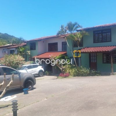 Casa com 530m², 5 quartos, 8 garagens, no bairro Lagoa da Conceição em Florianópolis