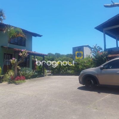 Casa com 530m², 5 quartos, 8 garagens, no bairro Lagoa da Conceição em Florianópolis