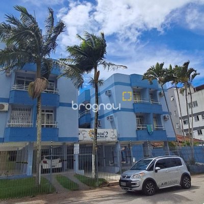 Prédio com 1539m², 21 garagens, no bairro Canasvieiras em Florianópolis