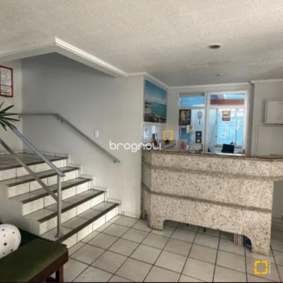 Prédio com 1539m², 21 garagens, no bairro Canasvieiras em Florianópolis