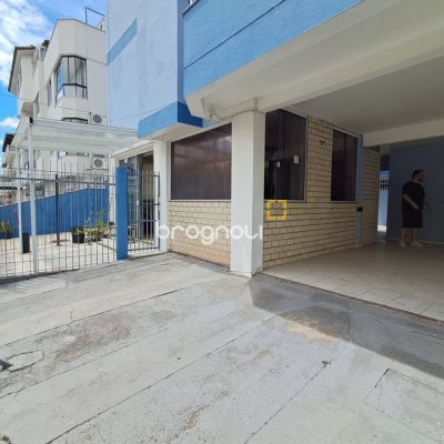 Prédio com 1539m², 21 garagens, no bairro Canasvieiras em Florianópolis