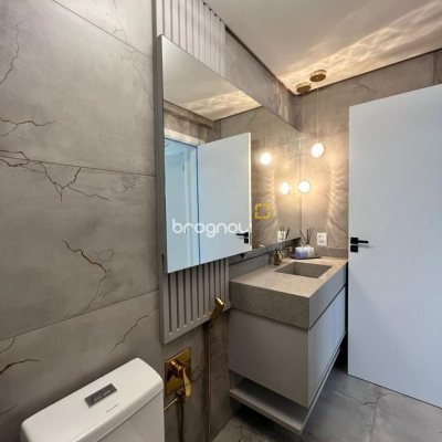 Casa de Condomínio com 782m², 5 quartos (sendo 5 suítes), 12 garagens, no bairro Ingleses em Florianópolis