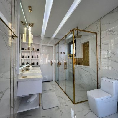 Casa de Condomínio com 782m², 5 quartos (sendo 5 suítes), 12 garagens, no bairro Ingleses em Florianópolis