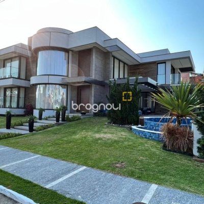 Casa de Condomínio com 782m², 5 quartos (sendo 5 suítes), 12 garagens, no bairro Ingleses em Florianópolis
