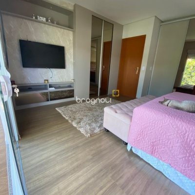 Casa com 360m², 4 quartos (sendo 3 suítes), 2 garagens, no bairro Ingleses em Florianópolis