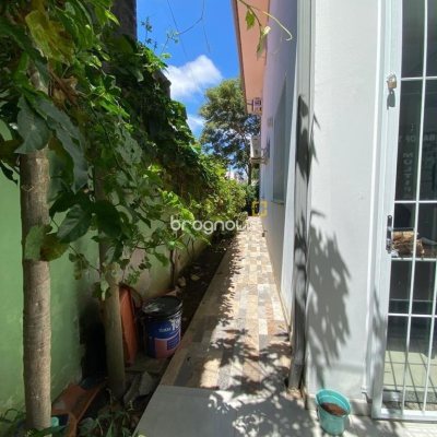 Casa com 360m², 4 quartos (sendo 3 suítes), 2 garagens, no bairro Ingleses em Florianópolis