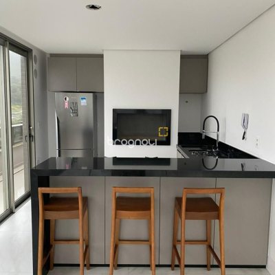 Apartamento com 113m², 3 quartos (sendo 3 suítes), 3 garagens, no bairro Beira Mar Norte em Florianópolis
