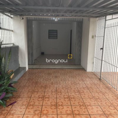 Casa com 219m², 2 quartos, 1 garagem, no bairro Capoeiras em Florianópolis