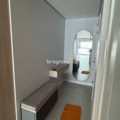 Apartamento com 102m², 3 quartos (sendo 1 suíte), 2 garagens, no bairro Jardim Atlântico em Florianópolis