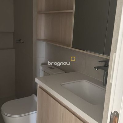 Apartamento com 102m², 3 quartos (sendo 1 suíte), 2 garagens, no bairro Jardim Atlântico em Florianópolis