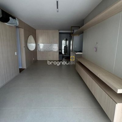 Apartamento com 102m², 3 quartos (sendo 1 suíte), 2 garagens, no bairro Jardim Atlântico em Florianópolis