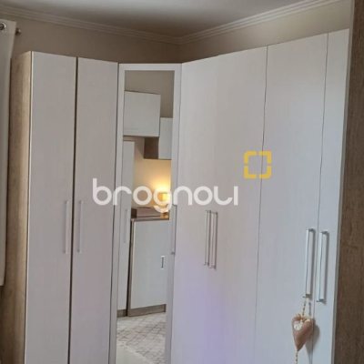 Apartamento com 128m², 3 quartos (sendo 1 suíte), 1 garagem, no bairro Estreito em Florianópolis