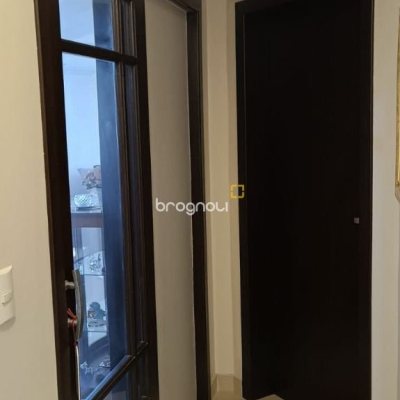 Apartamento com 128m², 3 quartos (sendo 1 suíte), 1 garagem, no bairro Estreito em Florianópolis