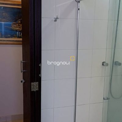 Apartamento com 128m², 3 quartos (sendo 1 suíte), 1 garagem, no bairro Estreito em Florianópolis