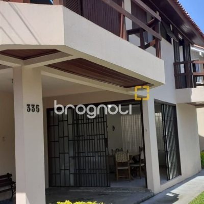 Casa com 114m², 3 quartos (sendo 1 suíte), 1 garagem, no bairro Ingleses do Rio Vermelho em Florianópolis