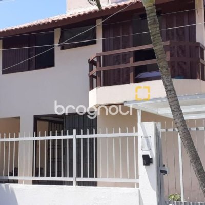 Casa com 114m², 3 quartos (sendo 1 suíte), 1 garagem, no bairro Ingleses do Rio Vermelho em Florianópolis